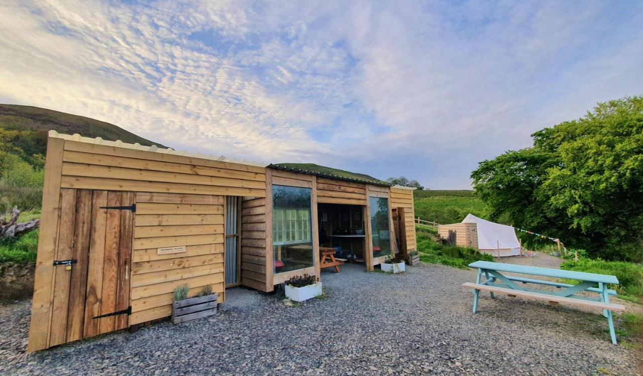 Hotel Calon Y Goedwig Glamping à Llandovery Extérieur photo