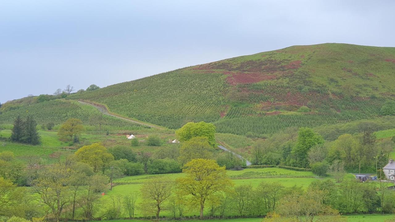 Hotel Calon Y Goedwig Glamping à Llandovery Extérieur photo